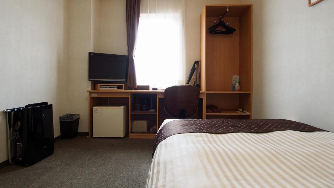 Hotel Annex Inn Shinhidaka Exteriör bild