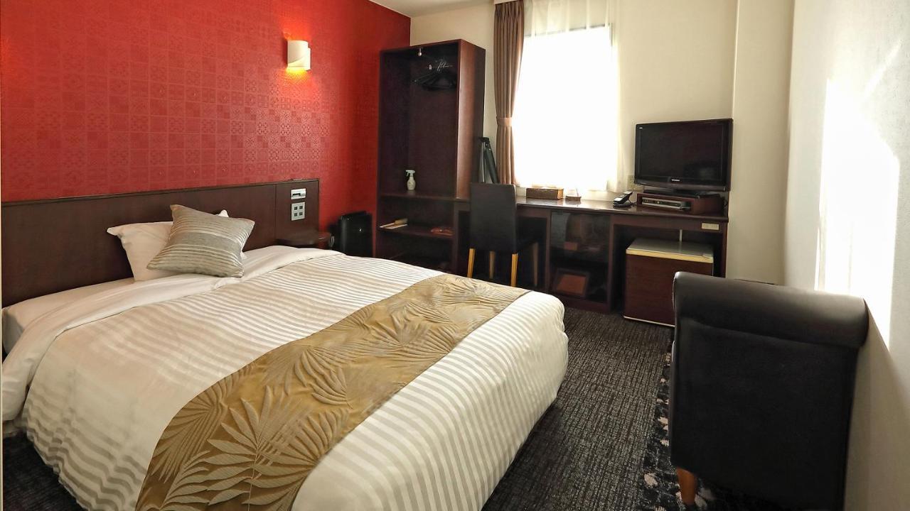 Hotel Annex Inn Shinhidaka Exteriör bild